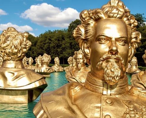 Goldene Büsten des bayerischen Märchenkönigs Ludiwg II.