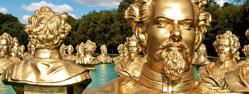 Goldene Büsten des bayerischen Märchenkönigs Ludiwg II.