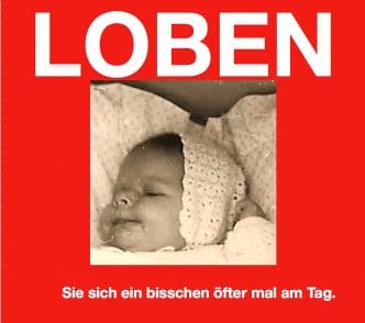 alt="Hilfe bei Depression:Coaching München & Stuttgart: Dr. Berle. Loben Sie sich öfter! Foto-Grafik in Rot von Baby"