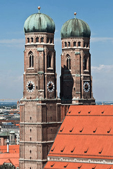 alt="Coaching München & Stuttgart: Dr. Berle. Foto Frauenkirche in München"